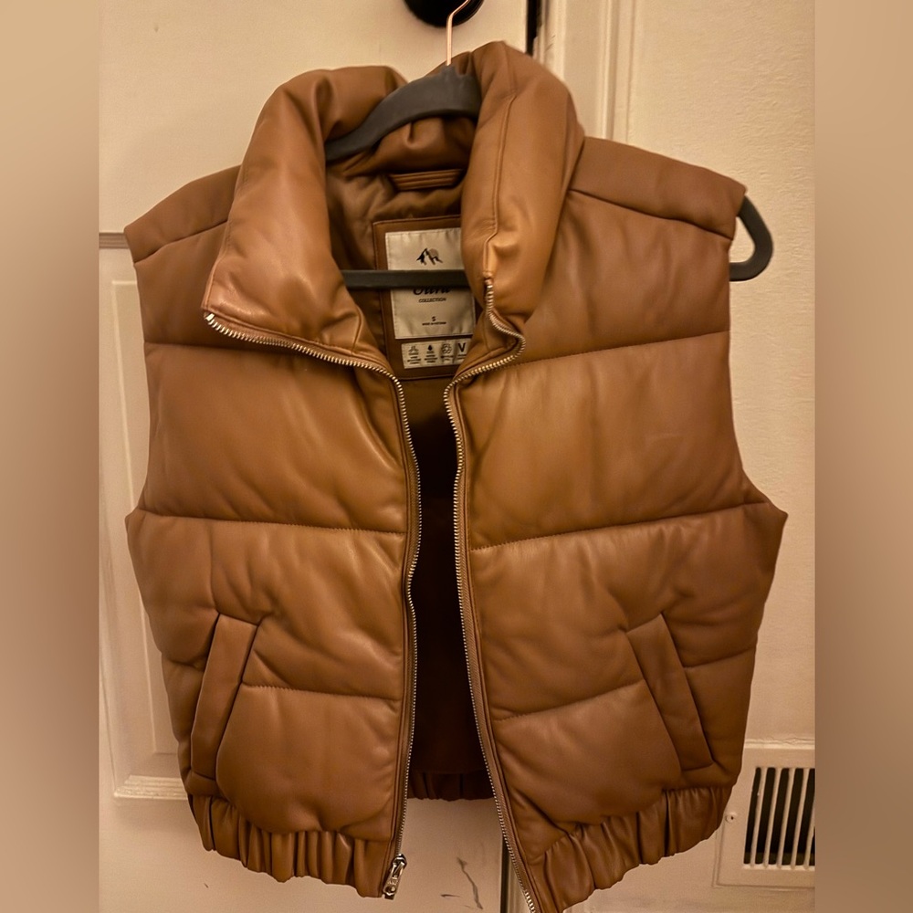 Abercrombie & Fitch vegan leather vest